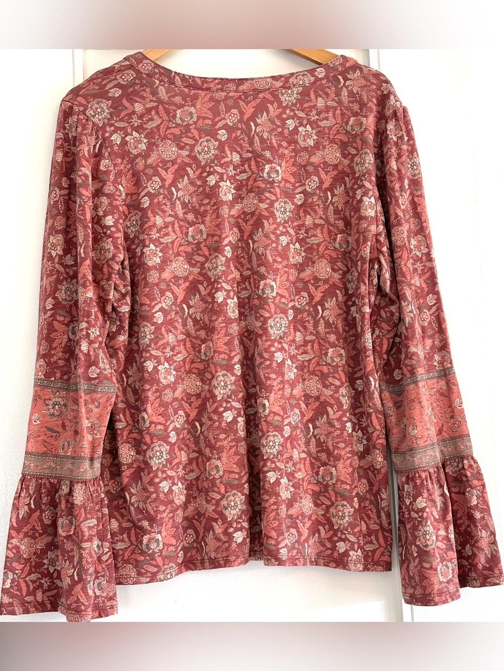 Lucky Brand Boho Festival Floral Bell Sleeve Top NWT Large - Picture 2 of 5